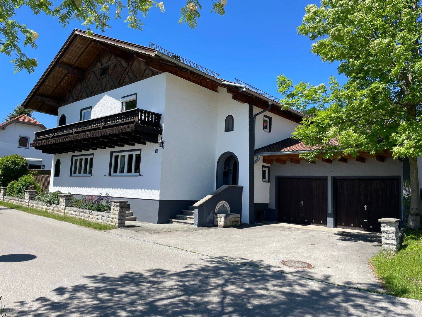 Liebevoll saniertes Einfamilienhaus in attraktiver Ortslage, 87653 Eggenthal