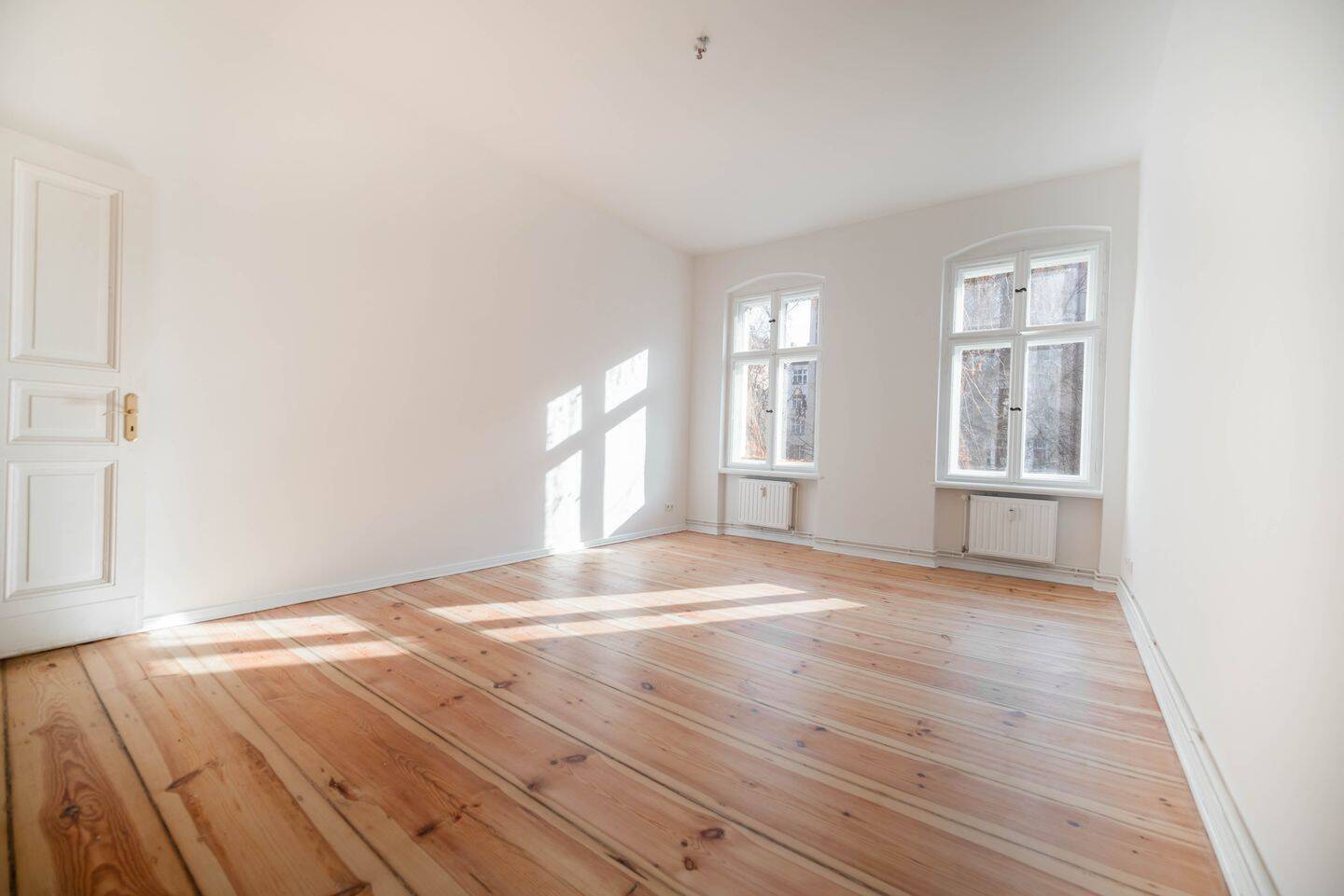 Wohnen mit Charakter – Bezugsfreie 2-Zimmer-Wohnung im Berliner Altbau, 12055 Berlin (Neukölln)