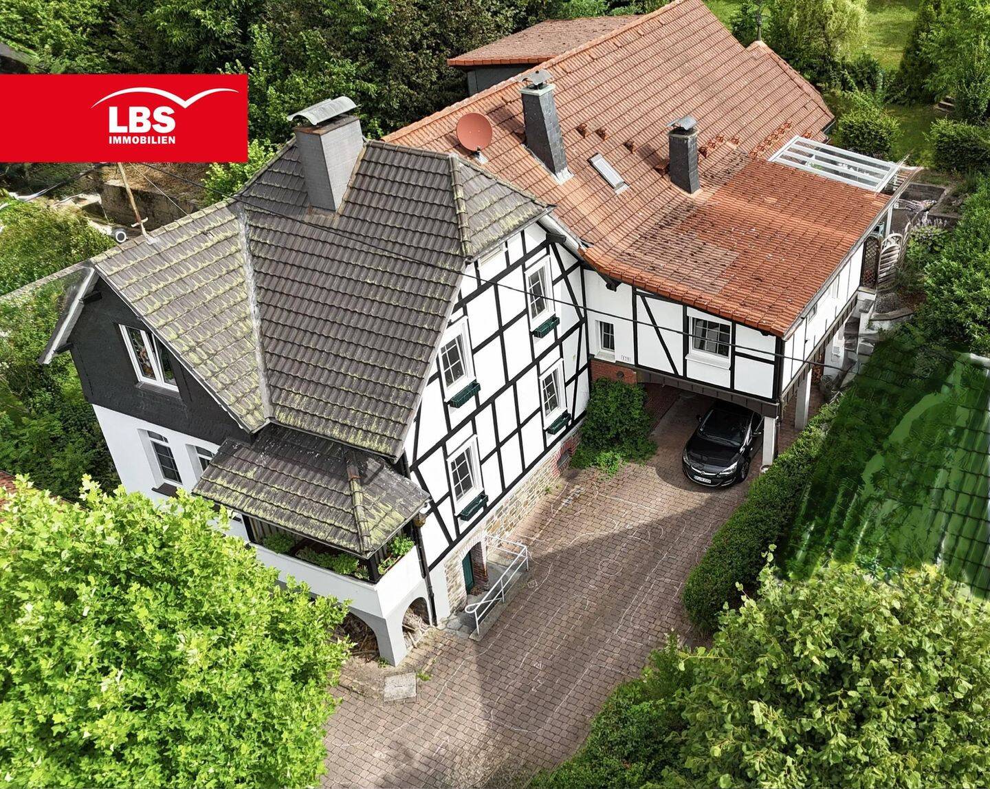 Charme und Freiraum für Mehrgenerationen, Großfamilie oder Selbstständige, 51597 Morsbach