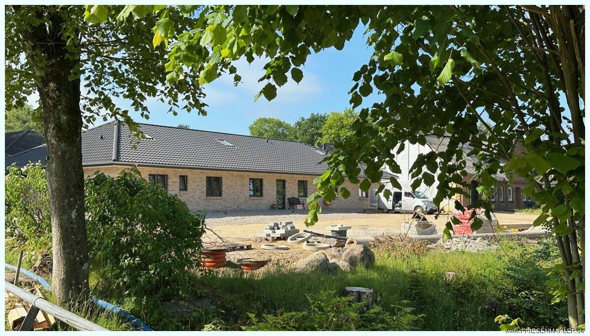 Vermietetes Anlageobjekt Bj 2023: Bungalow- Mittelhaus mit Südterrasse 10 Autominuten von Husum!, 25873 Oldersbek