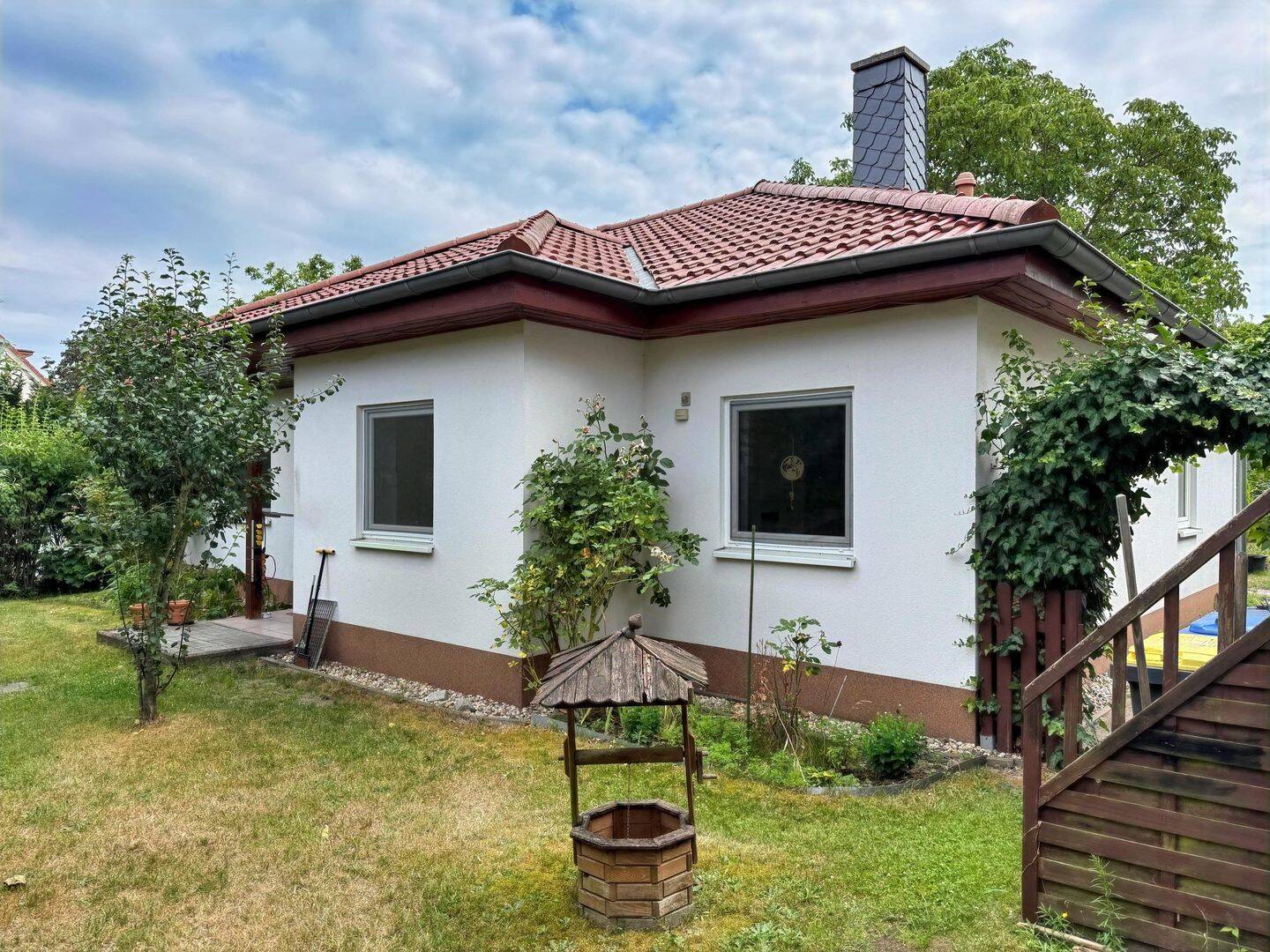 Wohnen auf einer Ebene – ruhig, privat und mit grünem Rückzugsort, 12621 Berlin (Marzahn-Hellersdorf Hellersdorf Kaulsdorf)
