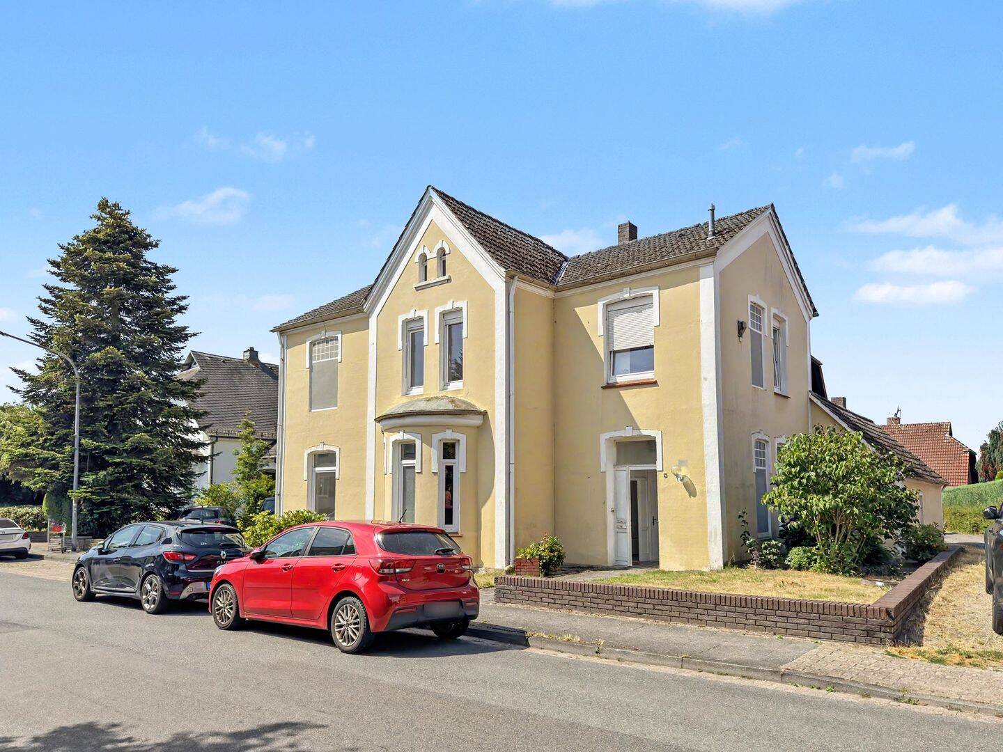 Zweifamilienhaus mit zwei 3-Zimmer-Wohnungen – ideal zur Eigennutzung oder Vermietung in Lohne, 49393 Lohne (Oldenburg)