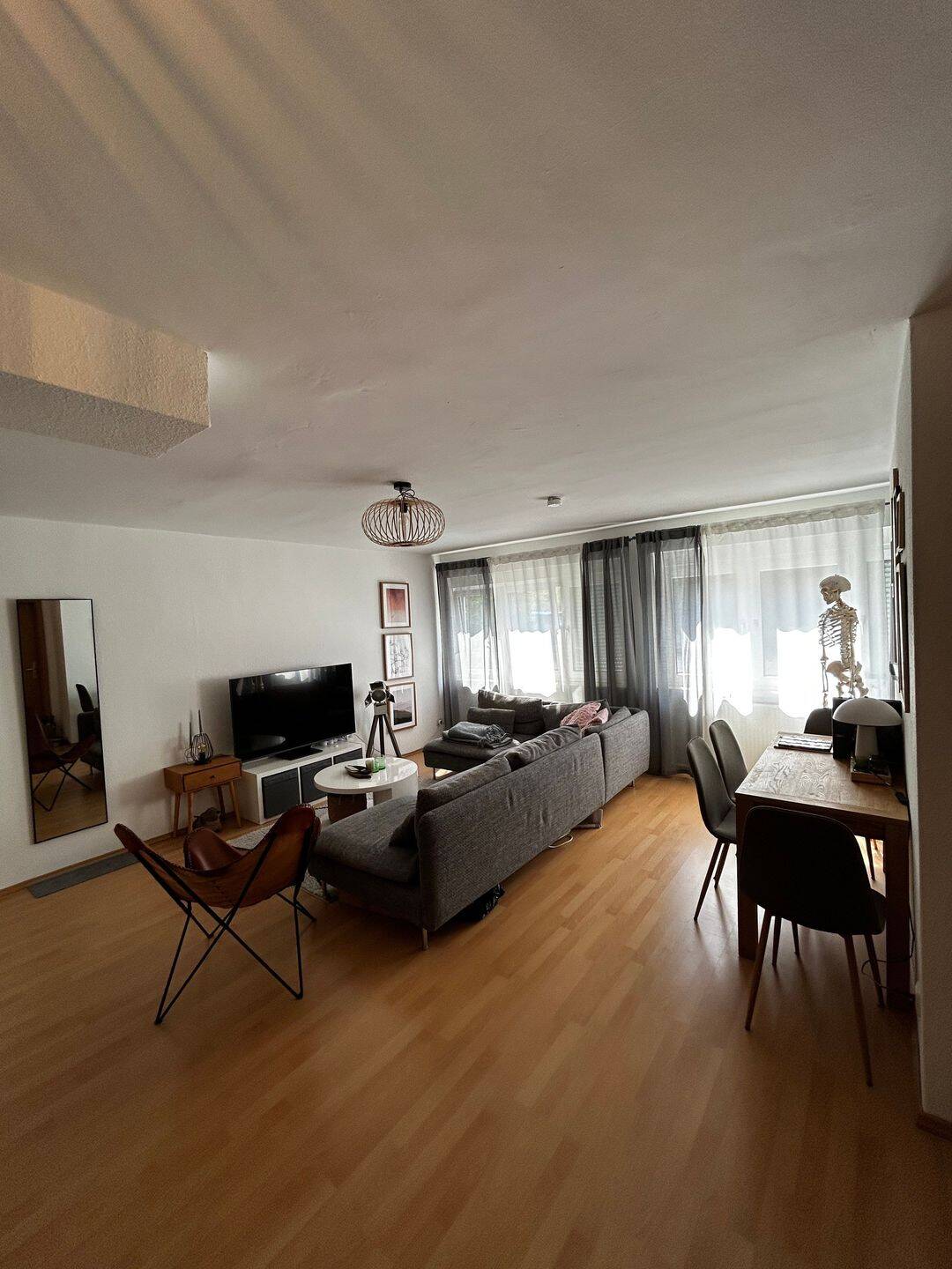 2-Zimmer-Souterrainwohnung mit Einbauküche in Koblenz-Metternich, 56072 Koblenz (Güls Metternich Rübenach)