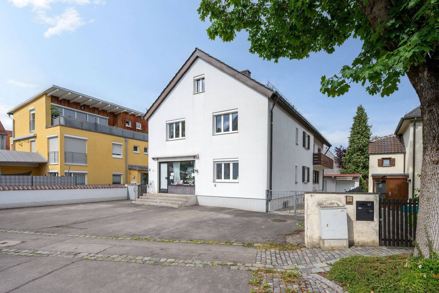 AIGNER – Vielseitiges Wohn- und Geschäftshaus mit separaten Einheiten, 85221 Dachau