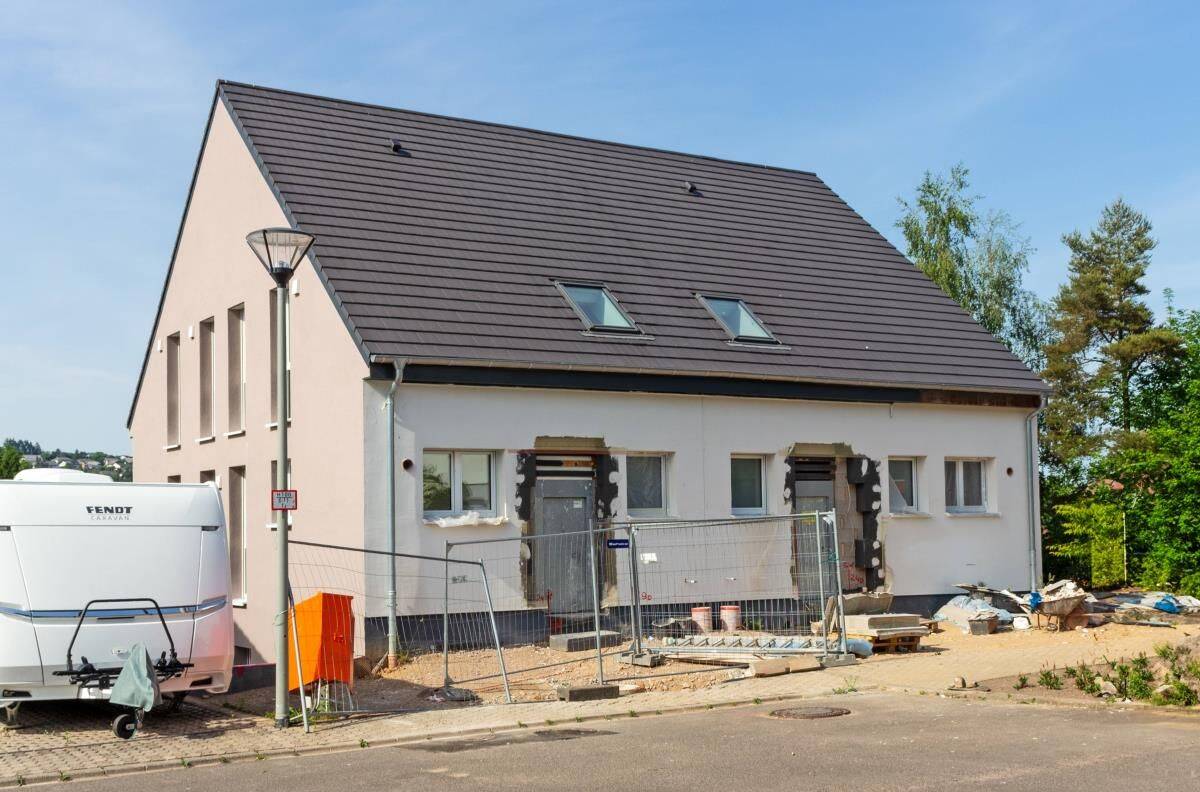 Neues großzügiges  Einfamilienhaus in gefragter Lage von Pluwig mit herrlicher Weitsicht, 54316 Pluwig