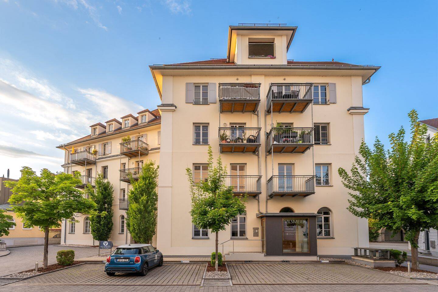Historisches Bankhaus – Charmante 2-Zimmer-Wohnung mitten im Straubinger Zentrum, 94315 Straubing