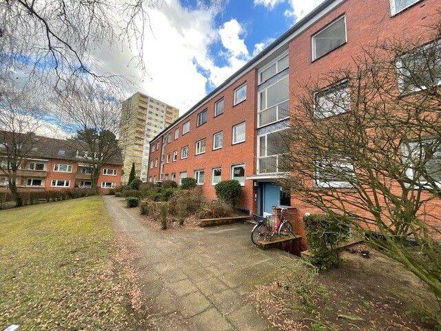 Gemütliche 3-Zimmer-Etagenwohnung in Lübeck 67,16 m² mit Balkon, 23566 Lübeck (Sankt Gertrud Sankt Jürgen)