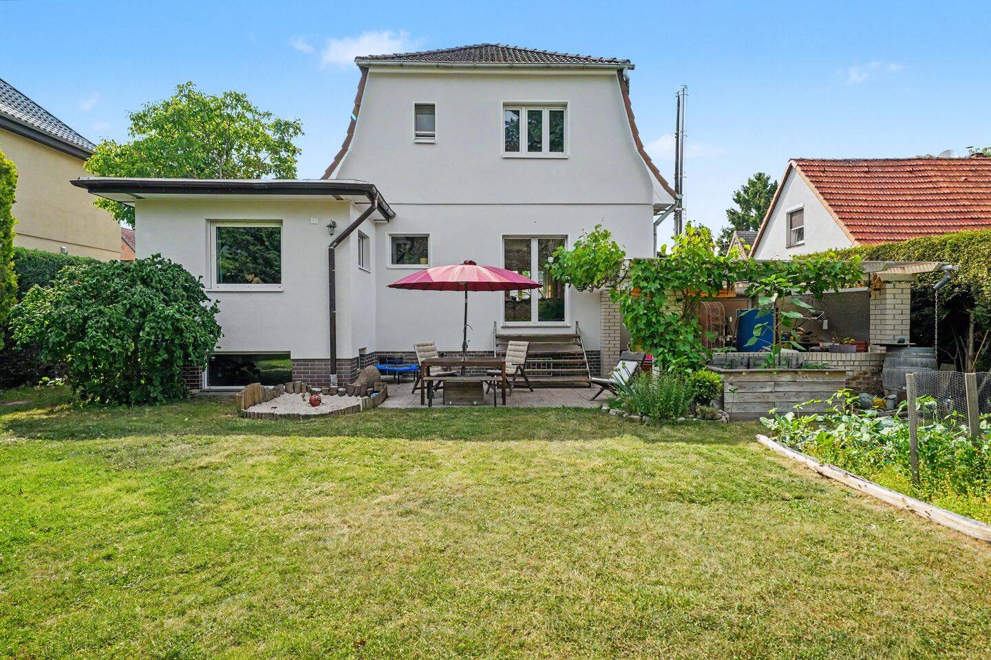 Charmantes und hochwertiges Einfamilienhaus in beliebter Lage von Berlin – Spandau