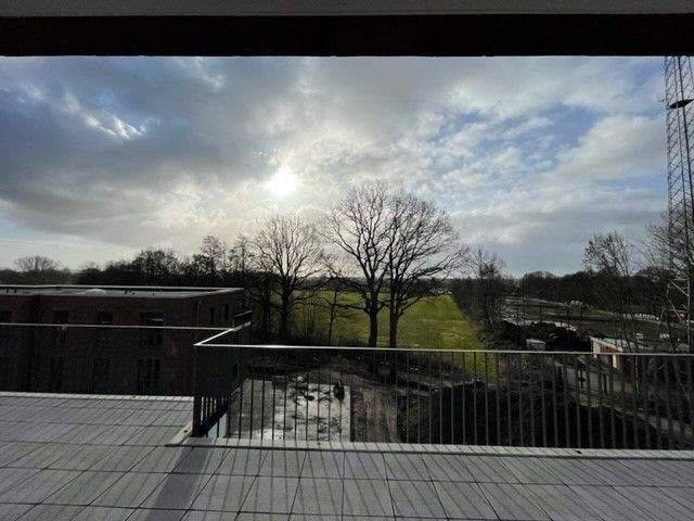 Zuhause in Uetersen: Penthouse-Wohnen im Staffelgeschoss mit großzügiger Dachterrasse und Blick ins Grüne, 25436 Uetersen