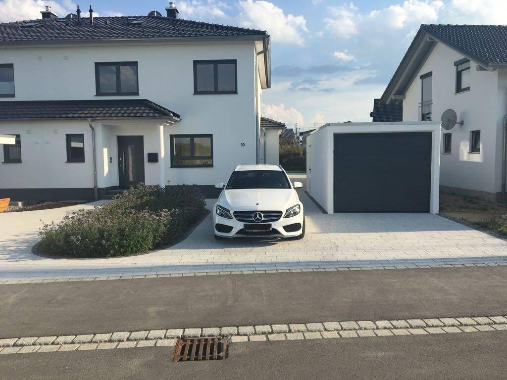 Großzügige Doppelhaushälfte mit Einbauküche und gehobener Ausstattung in Kißlegg, 88353 Kißlegg