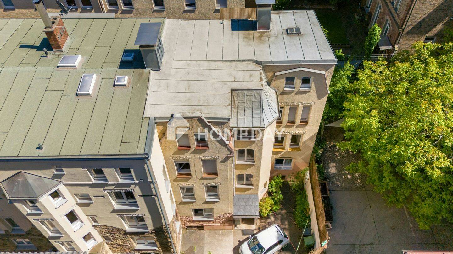 Seltene Gelegenheit in Stuttgart-Dobel: WEG-geteiltes Mehrfamilienhaus mit Entwicklungspotenzial, 70182 Stuttgart (Mitte)