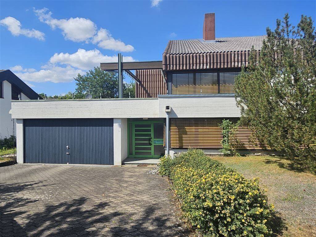 Architektenhaus mit Charakter – Wohnen und Arbeiten in ruhiger, sonniger Lage, 89564 Nattheim