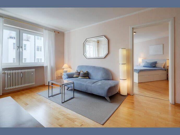 Möbliert: Beim Hohenzollernplatz – schöne helle Wohnung, 80796 München (Schwabing-West)