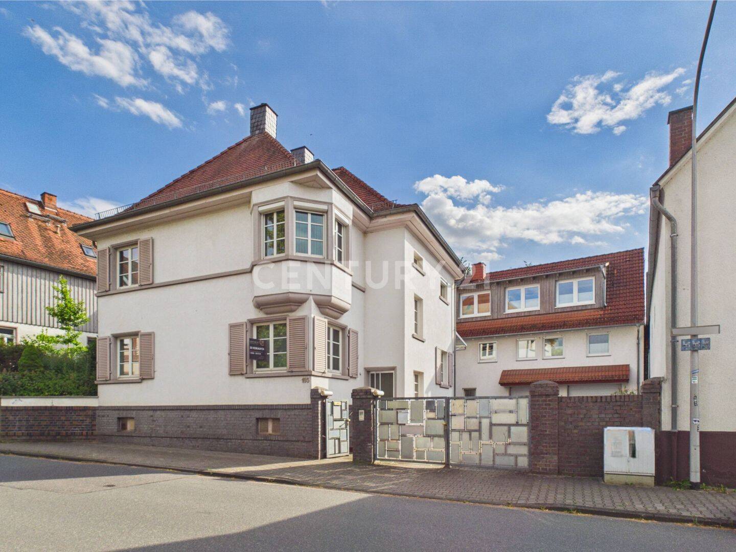 Drei Einheiten – Zwei Häuser – Ein Grundstück, 64372 Ober-Ramstadt