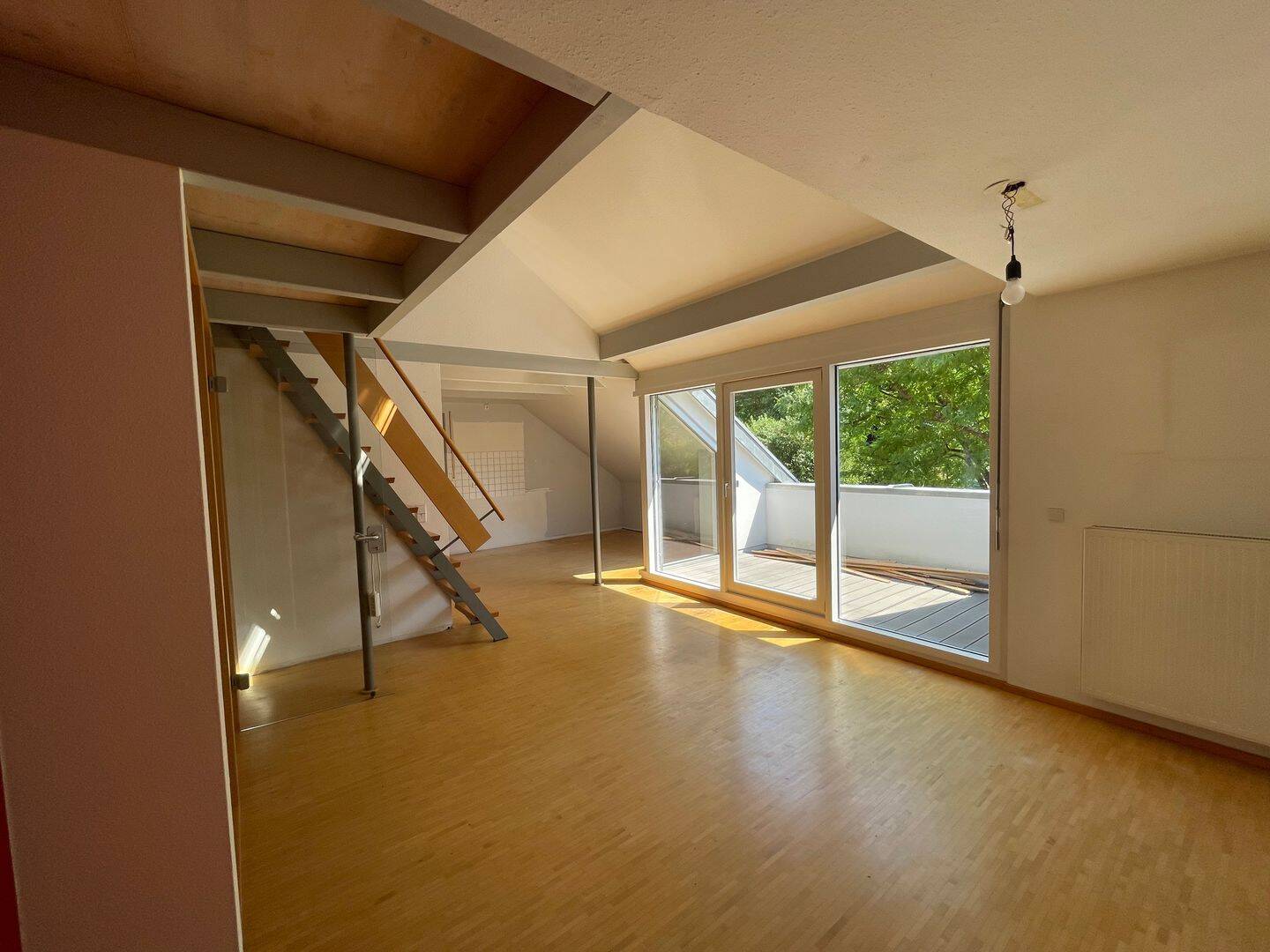 Lichtdurchflutete 3,5-Zi.-Maisonettewohnung mit Galerie und Loggia in ruhiger Lage von Malterdingen, 79364 Malterdingen