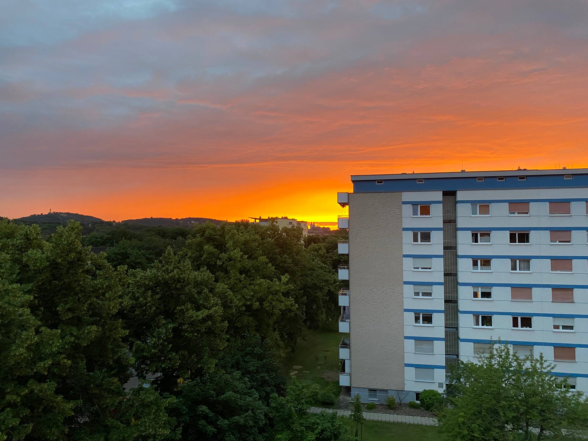 Hochwertig kernsanierte 3-Zimmer-Wohnung mit Südbalkon und Blick auf die Altenburg, 96050 Bamberg (Bamberg)