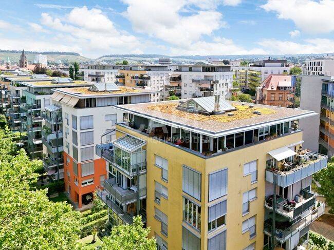 Attraktive Penthouse-Wohnung mit toller Dachterrasse – urbanes Wohnen am Neckar!, 74072 Heilbronn (Heilbronn)