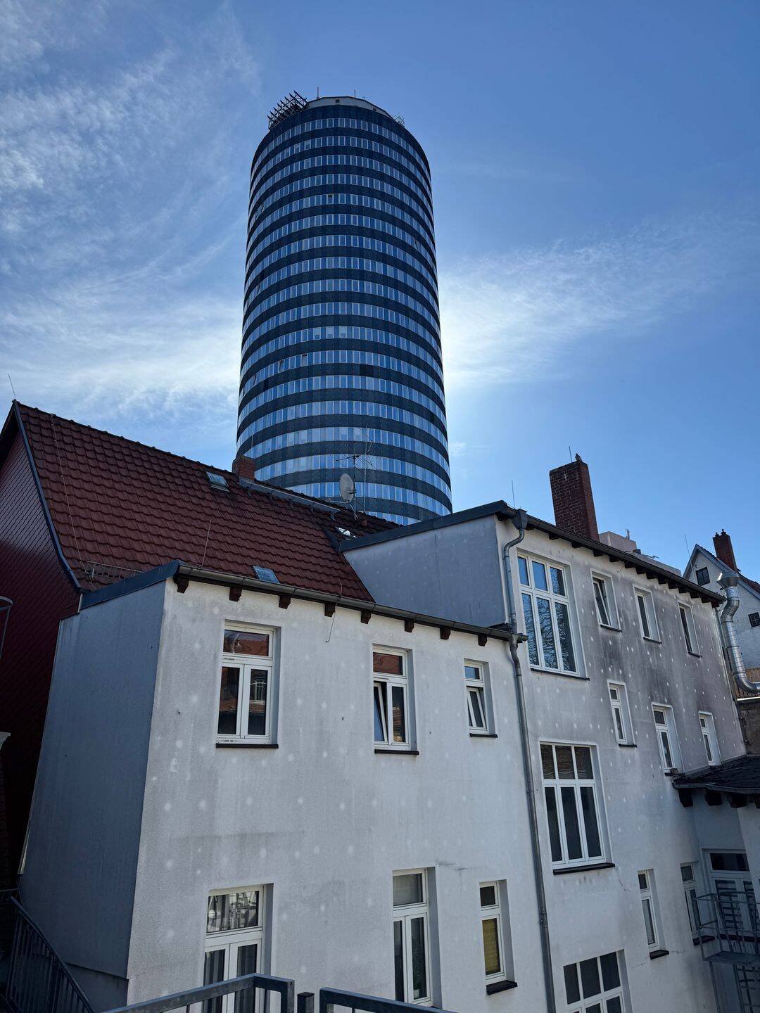 schöne zentrale 1,5 Zimmer Wohnung, 7743 Jena