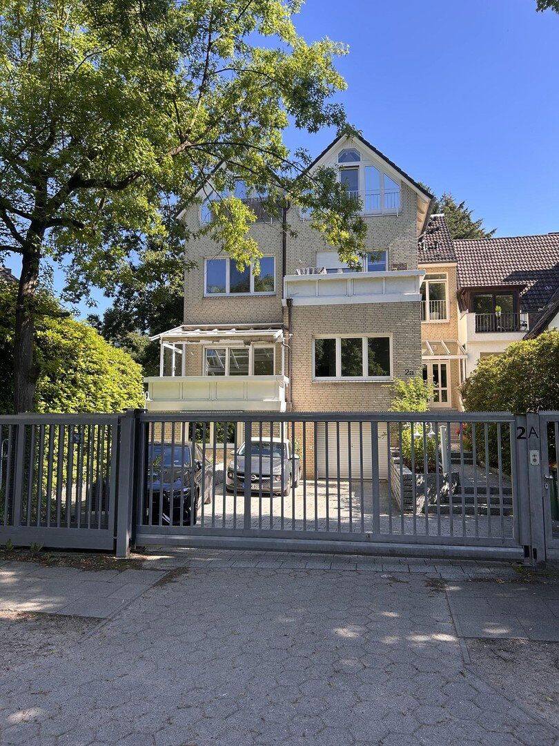3 Familienhaus in Marienthal mit freier Eigentümerwohnung, 22043 Hamburg (Wandsbek Jenfeld Marienthal Tonndorf)