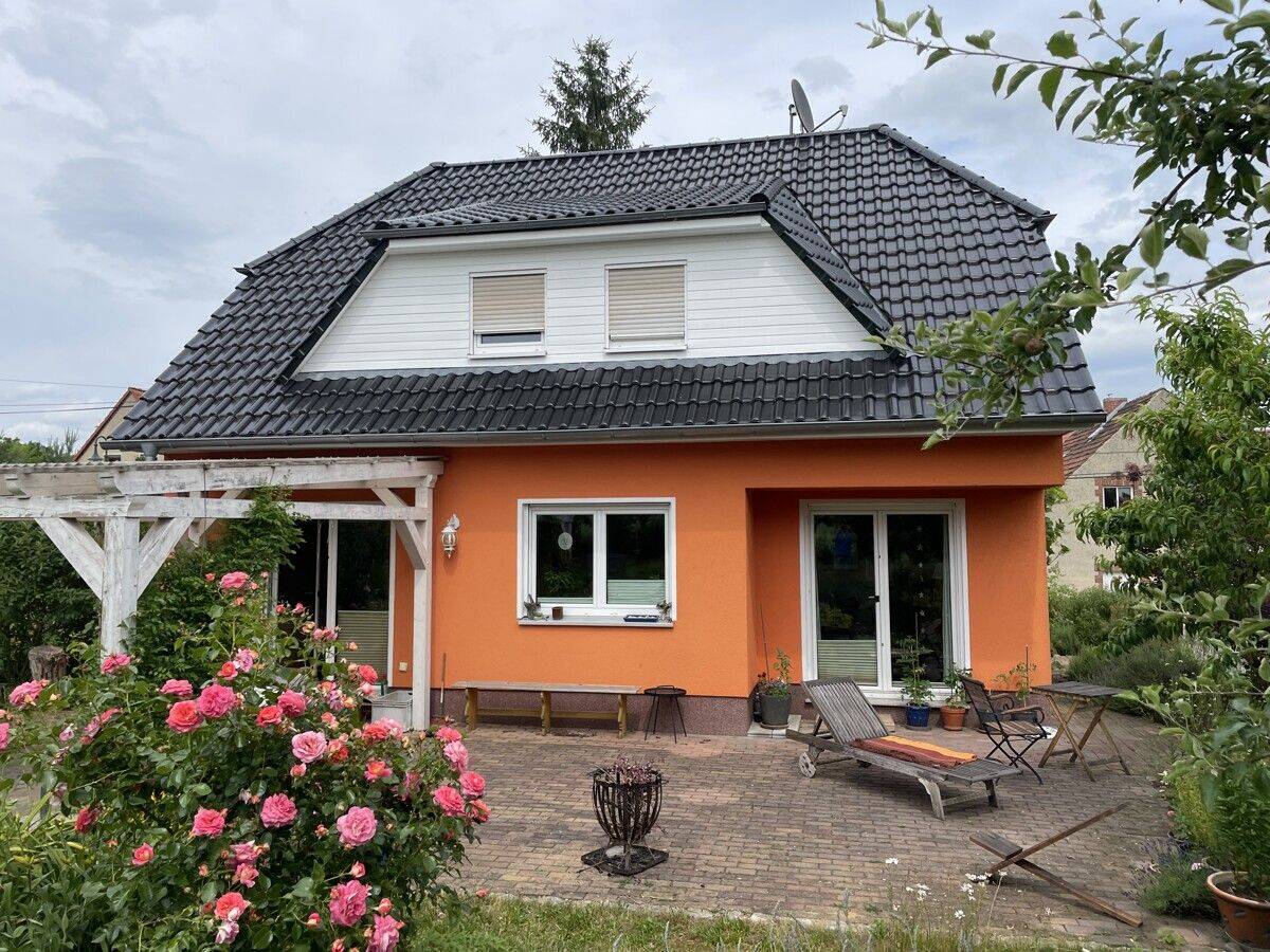Hier stimmt alles… Einfamilienhaus Im Grünen, 6618 Mertendorf