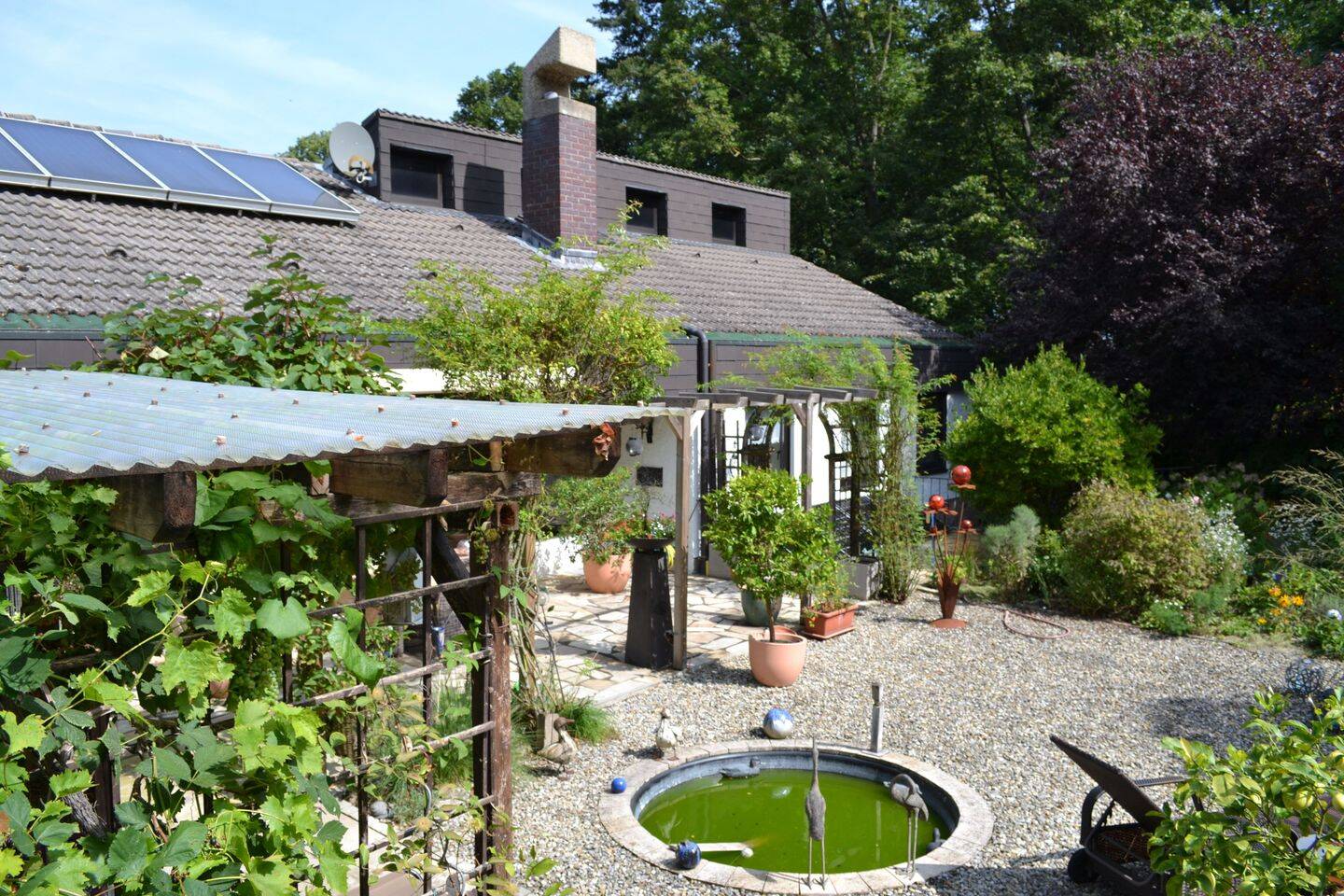 Einfamilien-Wohnhaus mit Garagen, 91781 Weißenburg i. Bay.