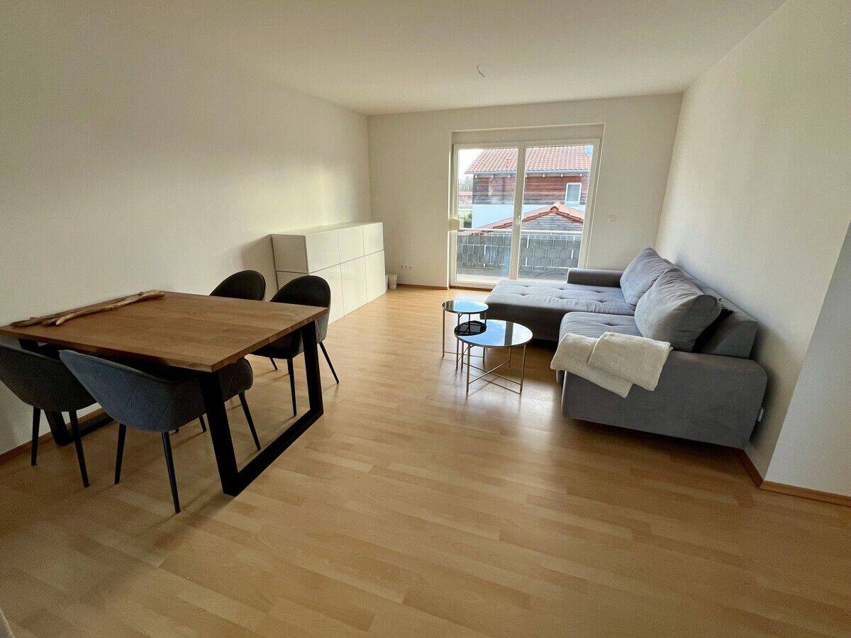 Stadtnah und gleichzeitig ruhig? Möblierter 3-Zimmer Wohnung in Tegernheim, 93105 Tegernheim