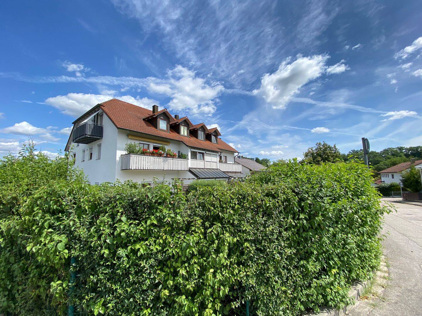MS: Schöne 3-Zimmer Dachgeschosswohnung in Tiefenbach (Landshut) zu verkaufen!, 84184 Tiefenbach