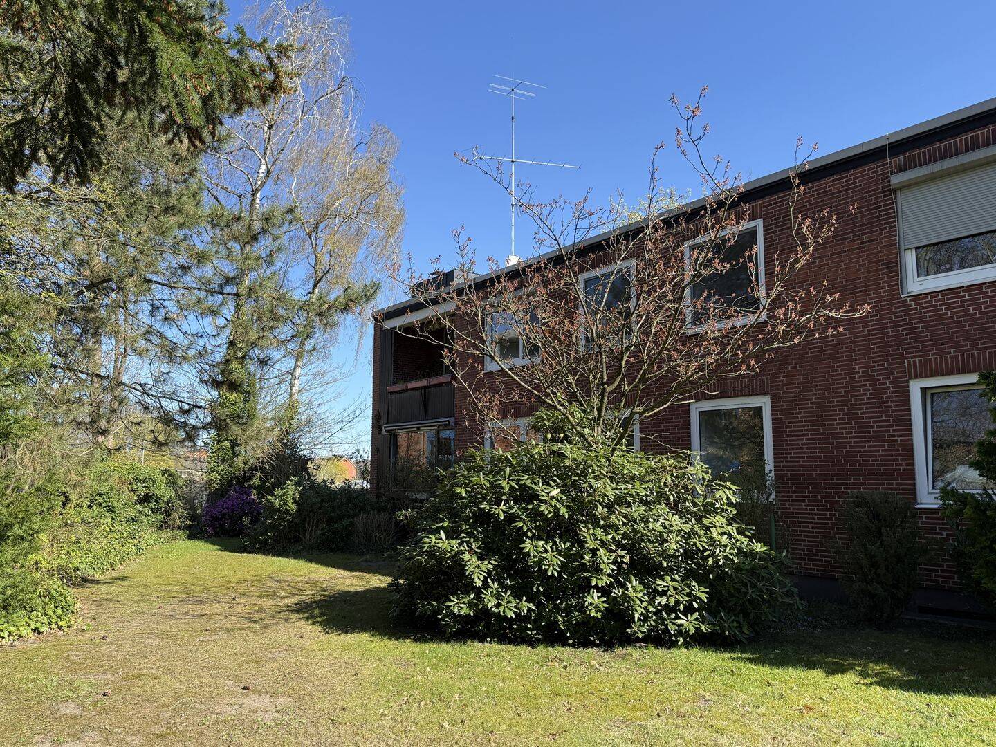Renovierte 4 Zimmer-Wohnung mit Loggia in ruhiger Wohnlage, 22880 Wedel