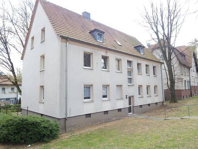 WBS benötigt!!! – zentrales, teilsanierte 1,5-Zimmer-Wohnung für Einzelperson, 44793 Bochum (Hamme Hordel Innenstadt Weitmar Wiemelhausen)