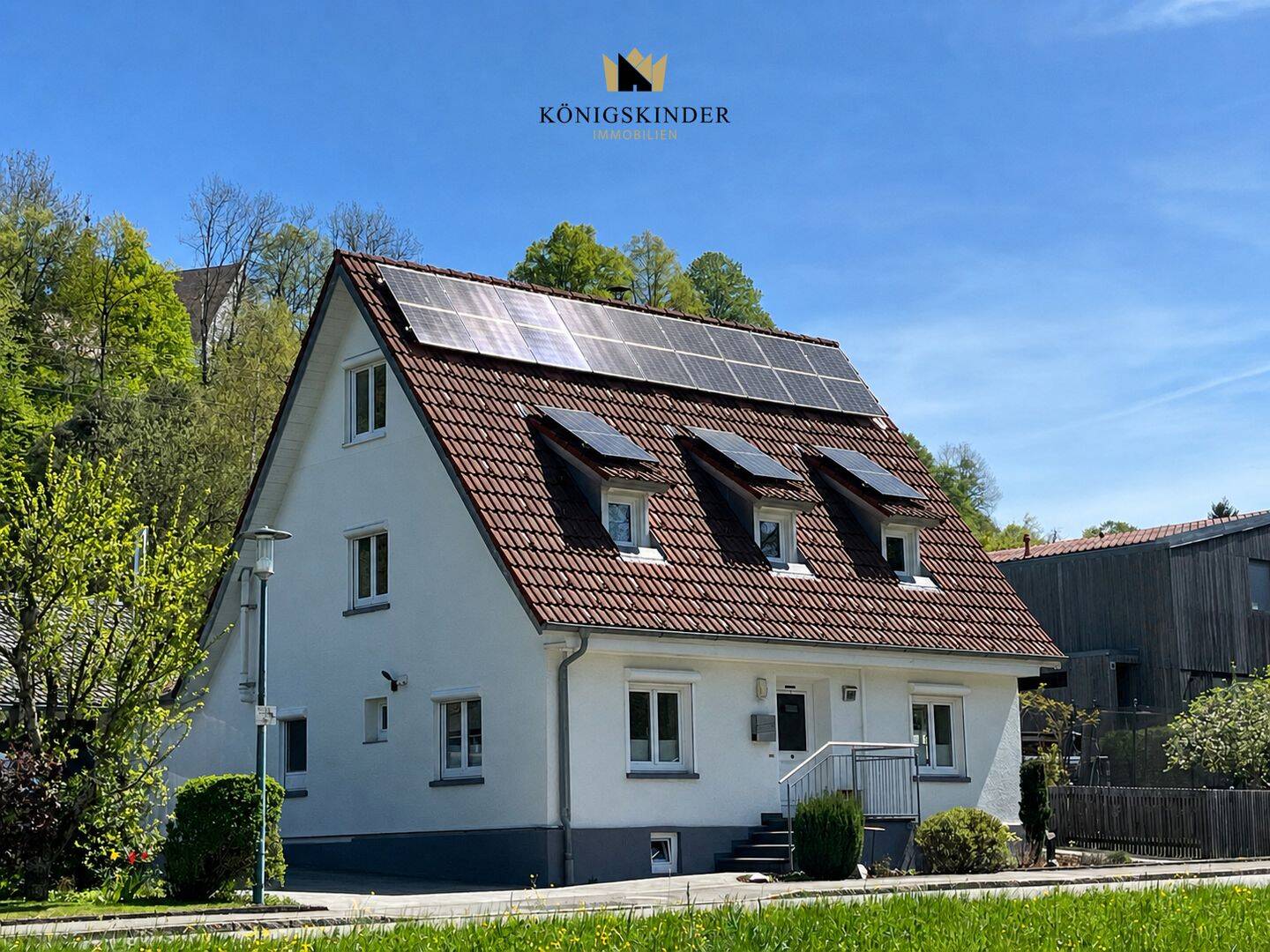 Außergewöhnlich schön renoviertes EFH mit großem Garten und Garagenhaus, 88364 Wolfegg