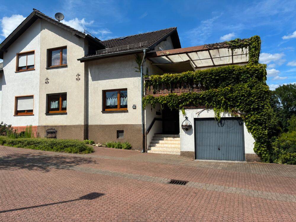Einfamilienhaus mit Potenzial zum Zweifamilienhaus, 66280 Sulzbach/Saar