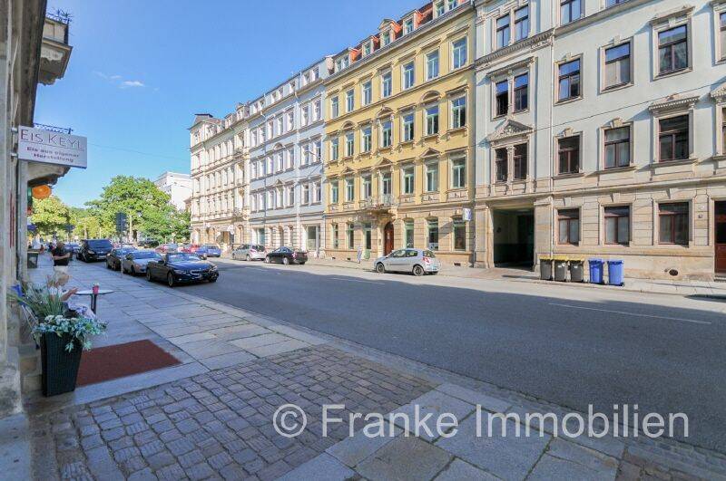 Johannstadt – gediegene 3-Zimmer-Wohnung mit 2 Balkonen, 1307 Dresden