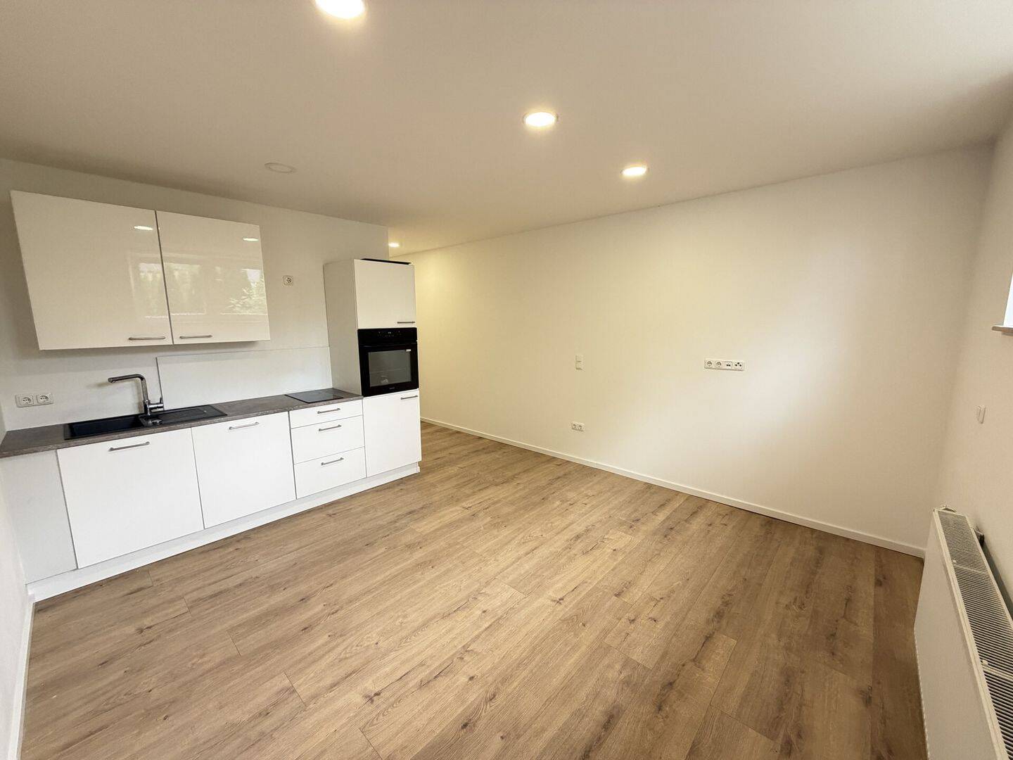 PROVISIONSFREI! Barrierefreie 2-Zimmer Erdgeschosswohnung in Lauenförde, 37697 Lauenförde