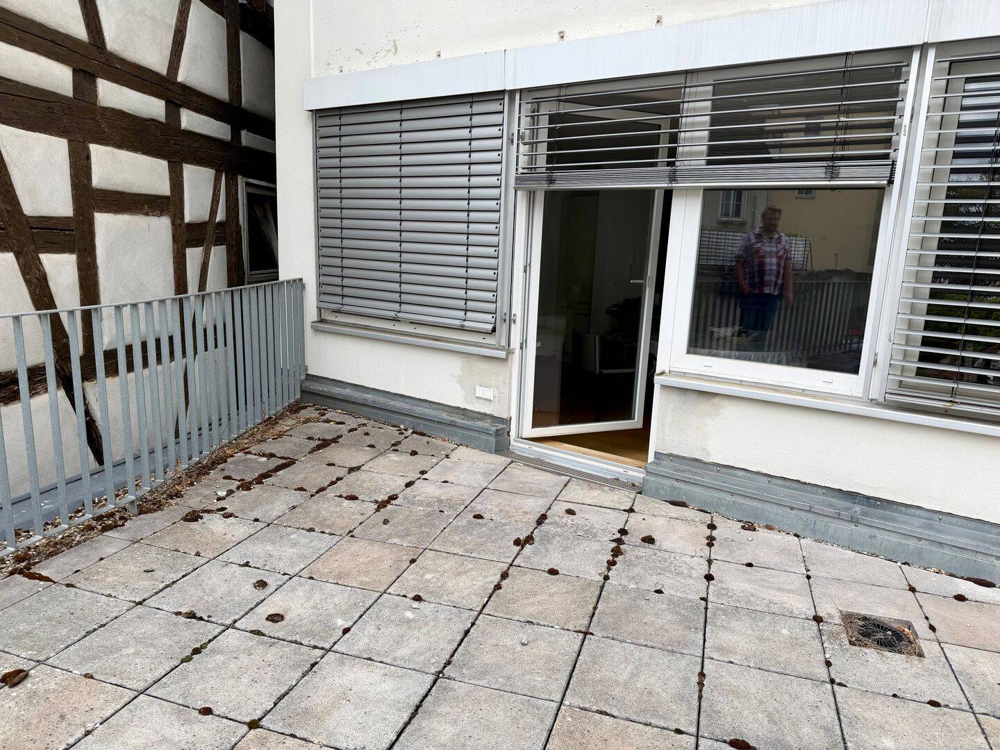 Barrierefreie 1 Zi.-Whg. mit EBK, Terrasse zur Mitbenutzung und TG-St.pl. (5min. entfernt)  mitten in der Ellwanger Innenstadt, 73479 Neuler