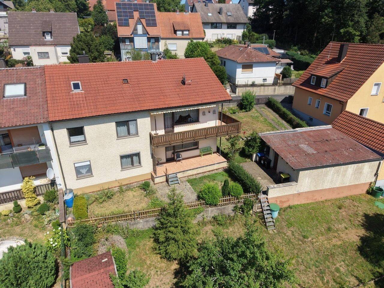 Ein-/Zweifamilienhaus in Dittelbrunn, 97456 Dittelbrunn