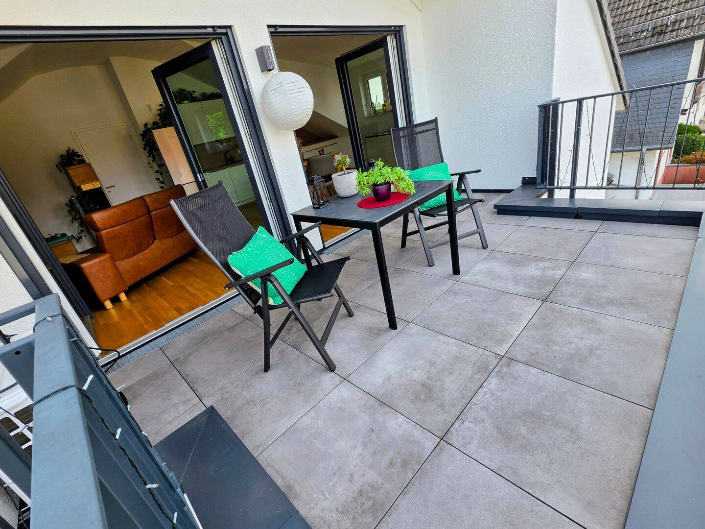 Exklusive Dachgeschosswohnung mit Penthouse-Feeling | 4,5 Zimmer | 142 m² | Klimaanlage | Südbalkon, 65207 Wiesbaden