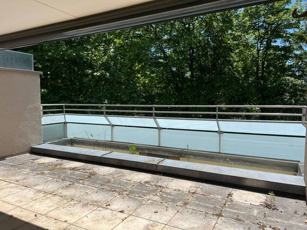 Brück Immobilien – Freie 2 Zi.-Eigentumswohnung mit großem terrassenartigen Balkon, 81737 München (Ramersdorf-Perlach)