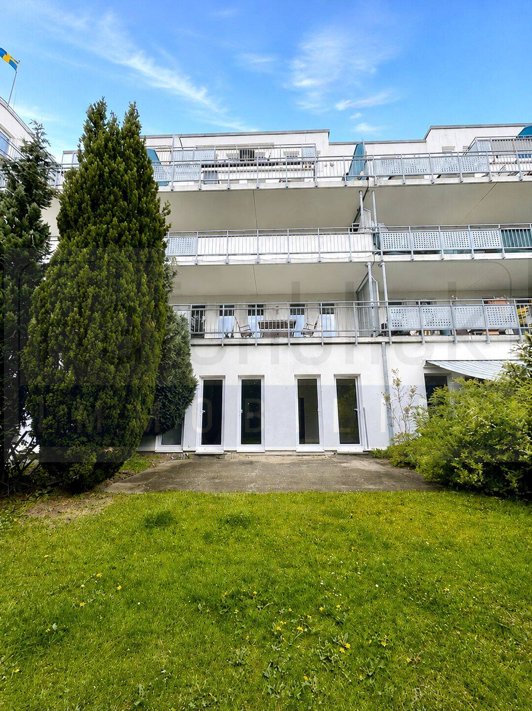 Lichtdurchflutete 2,5-Zimmer-Terrassenwohnung mit Tiefgaragenstellplatz-frei verfügbar, 22045 Hamburg (Wandsbek Jenfeld Tonndorf)