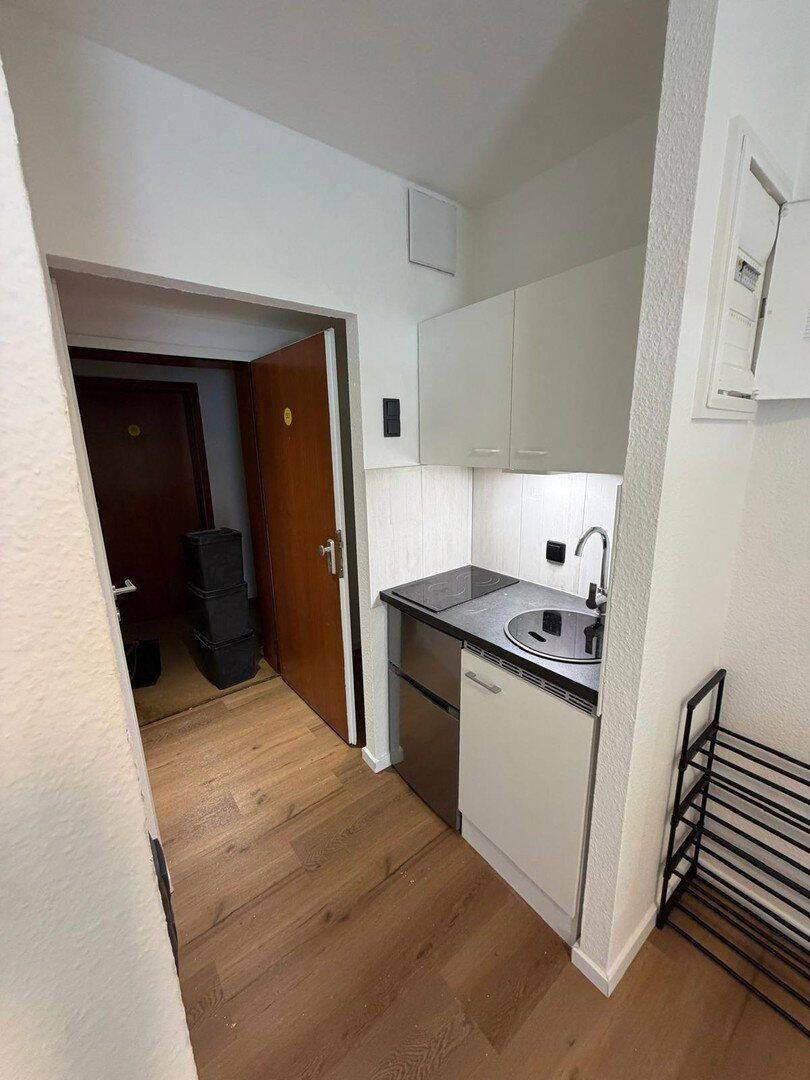 Top-Lage RWTH Aachen – Voll möbliertes Apartment mit neuer Ausstattung-frisch saniert! – 52072 Aachen – Bild 1 von 3