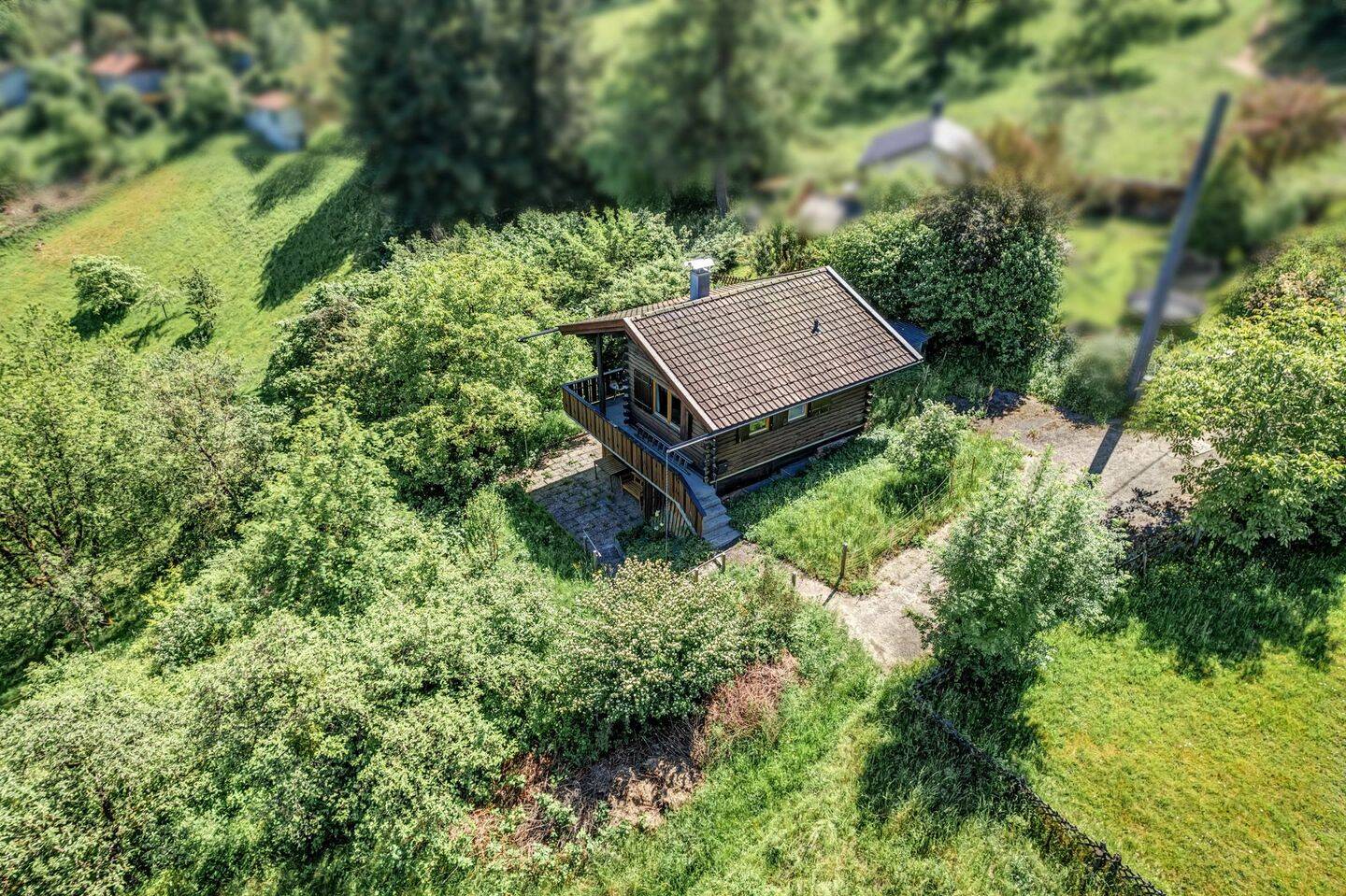Charmantes Blockhaus in Spiegelberg: Auszeit, Weitblick und Natur pur auf großem Grundstück erleben!, 71579 Spiegelberg