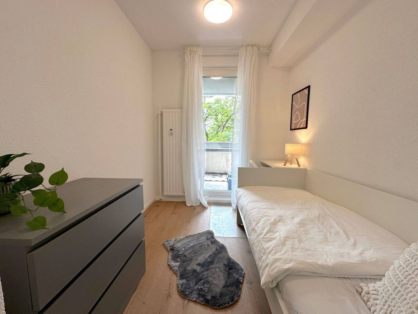 ?? Möbliertes Zimmer frei in moderner 5er-WG – Robert-Dißmann-Straße 8, Frankfurt am Main!, 65936 Frankfurt am Main (Nied Sossenheim)