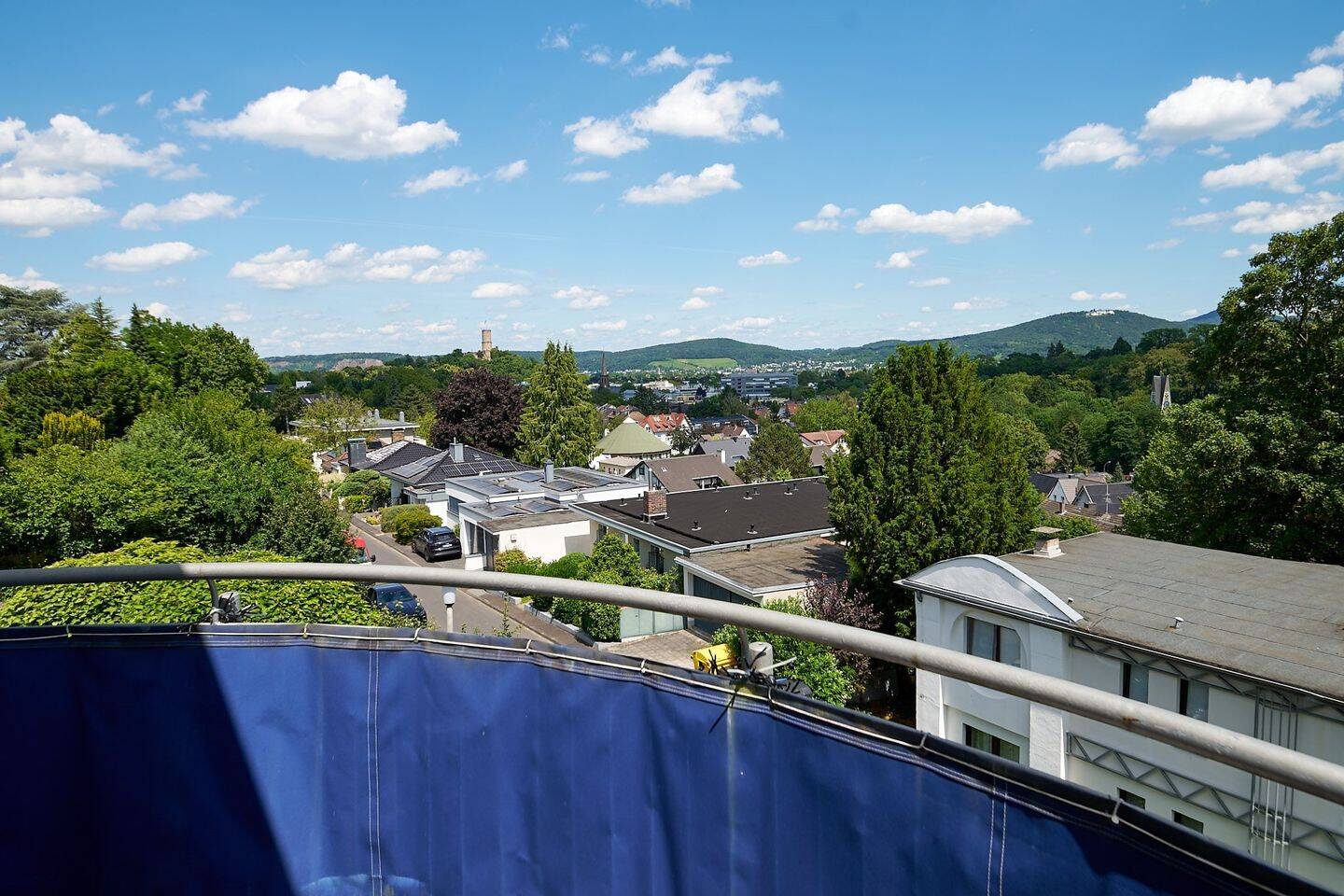 Großzügig, modern geschnitten – 174 m² mit separatem Appartement!, 53177 Bonn