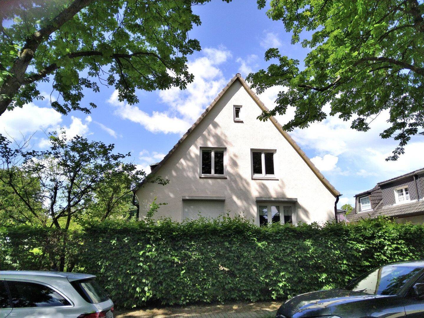 TOP 3-Zi.-Whng. 63 m² in HH-Bramfeld: Ruhig, grün und zentral gelegen, mit Dachterrasse 17 m², 22175 Hamburg (Wandsbek Bramfeld)