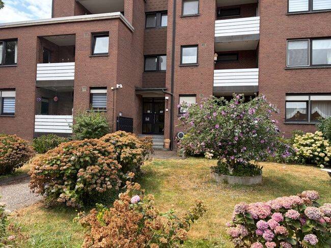 Kleines Appartement mit Balkon in 47506 Neukirchen-Vluyn „Aufzug vorhanden“, 47506 Neukirchen-Vluyn