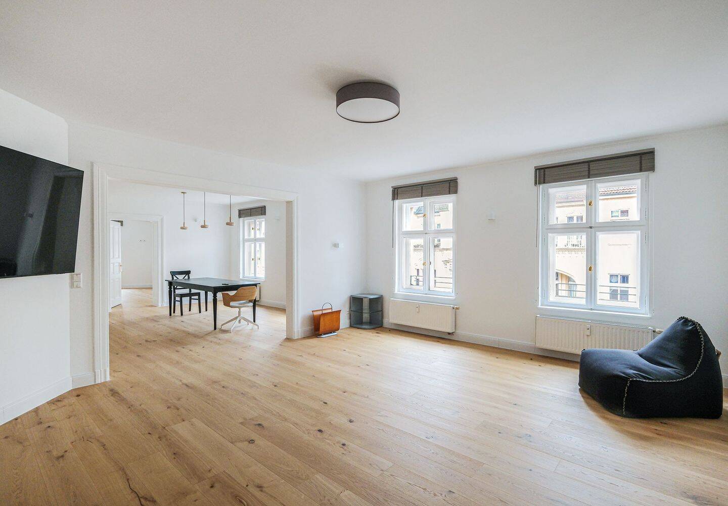 Erstbezug nach umfassender Sanierung: Charmante Altbauwohnung in zentraler Kiezlage, 10179 Berlin (Mitte)