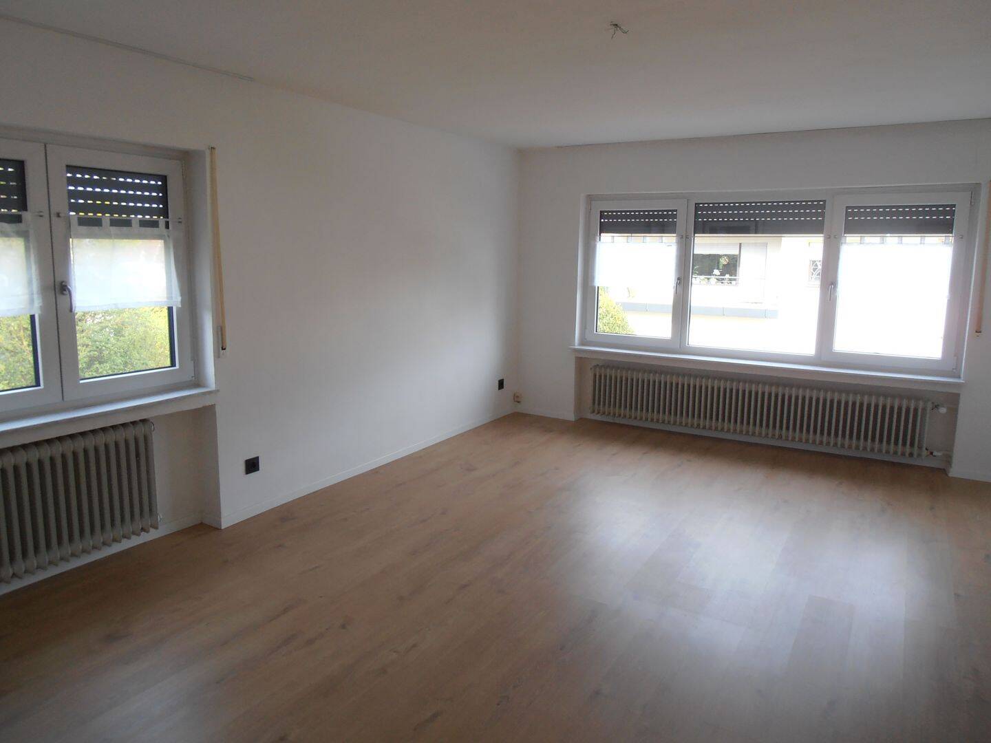 Frisch renovierte und bezugsfertige Wohnung in Konz-Oberemmel zu vermieten., 54329 Konz