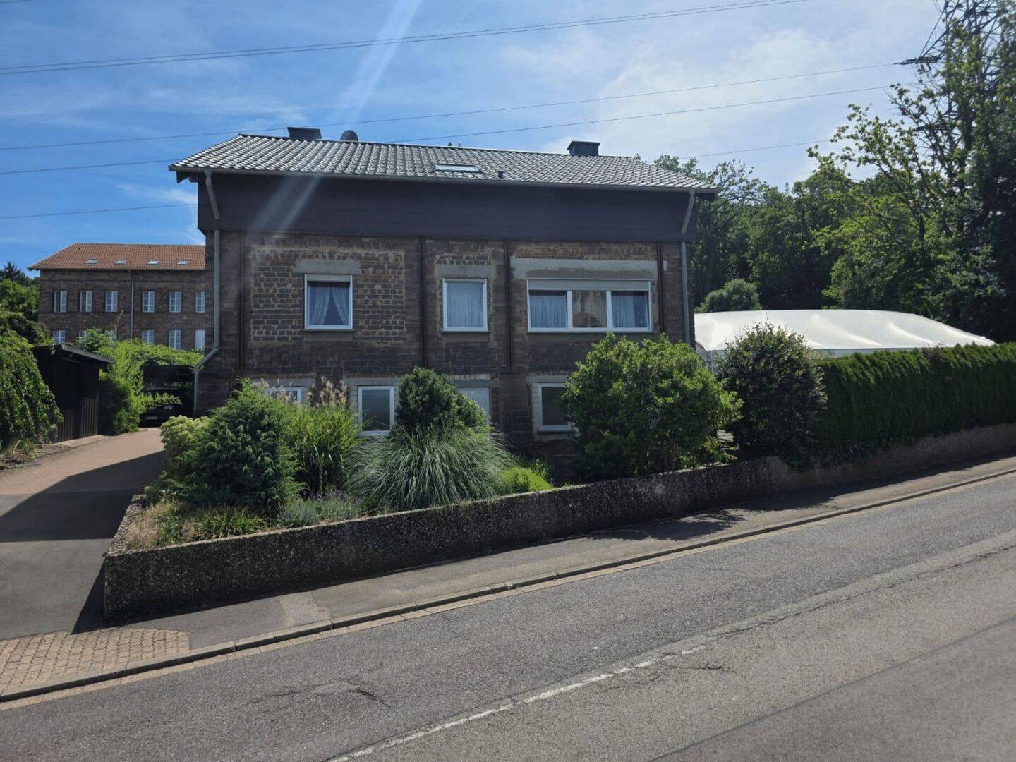 Ein – Zweiparteienhaus in Fischbach, Quierschied, 66287 Quierschied