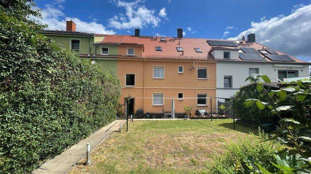 Mehrfamilienhaus mit 3 Wohneinheiten, 1159 Dresden