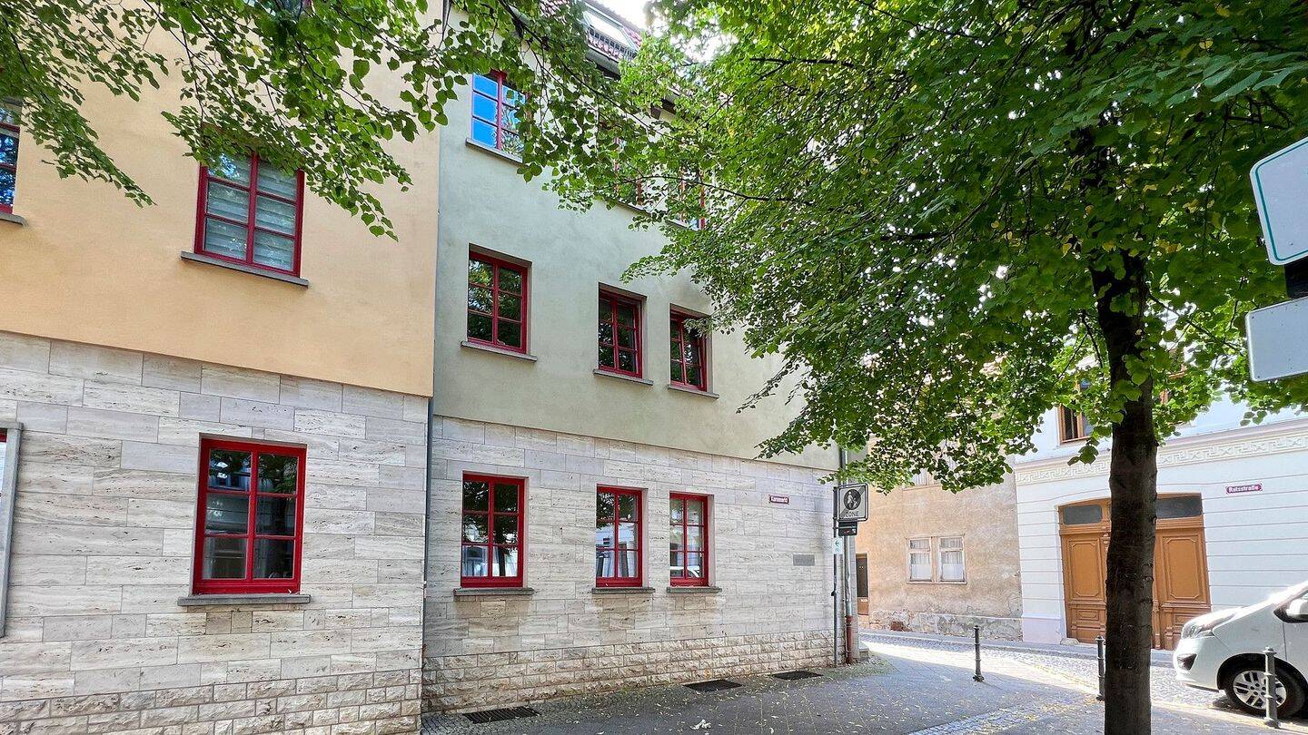 3-Zi.-Whg. mit Blick auf den historischen Kornmarkt – zentral und mit EBK, 99974 Mühlhausen/Thüringen