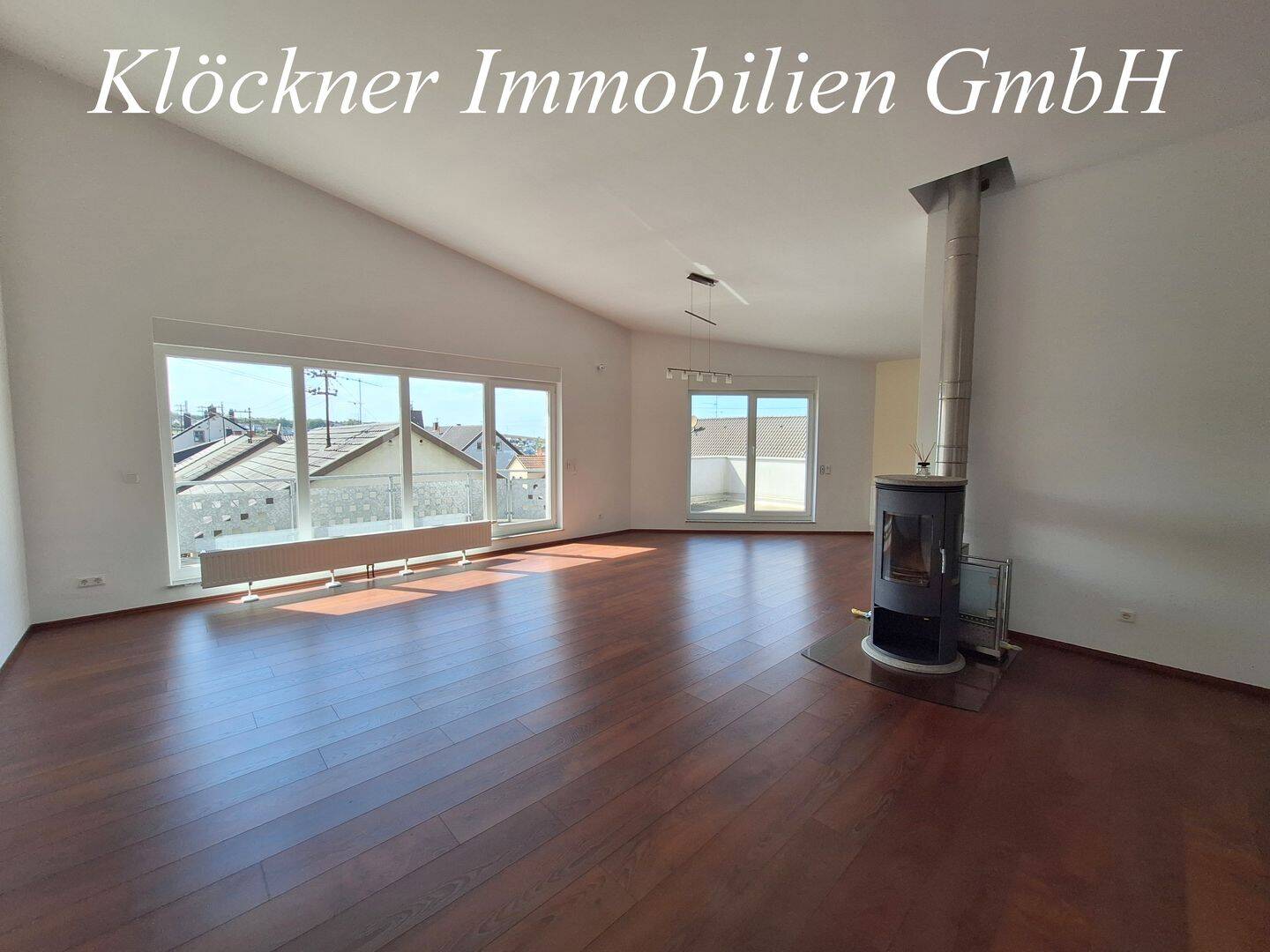 Hochwertiges Modernes Penthouse in zentraler Lage von Riegelsberg, 66292 Riegelsberg